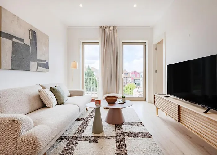The Bright Life At Boavista Flats