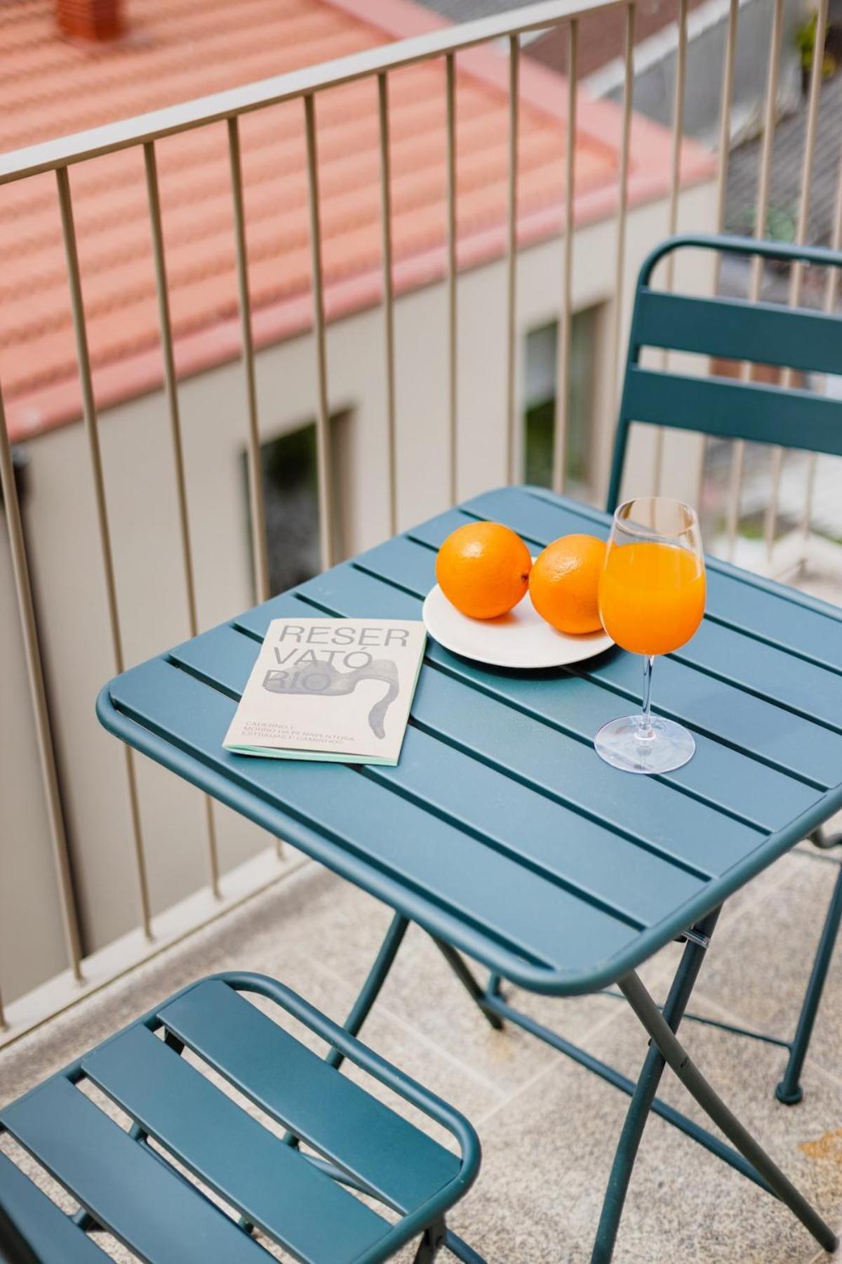 The Bright Life At Boavista Flats